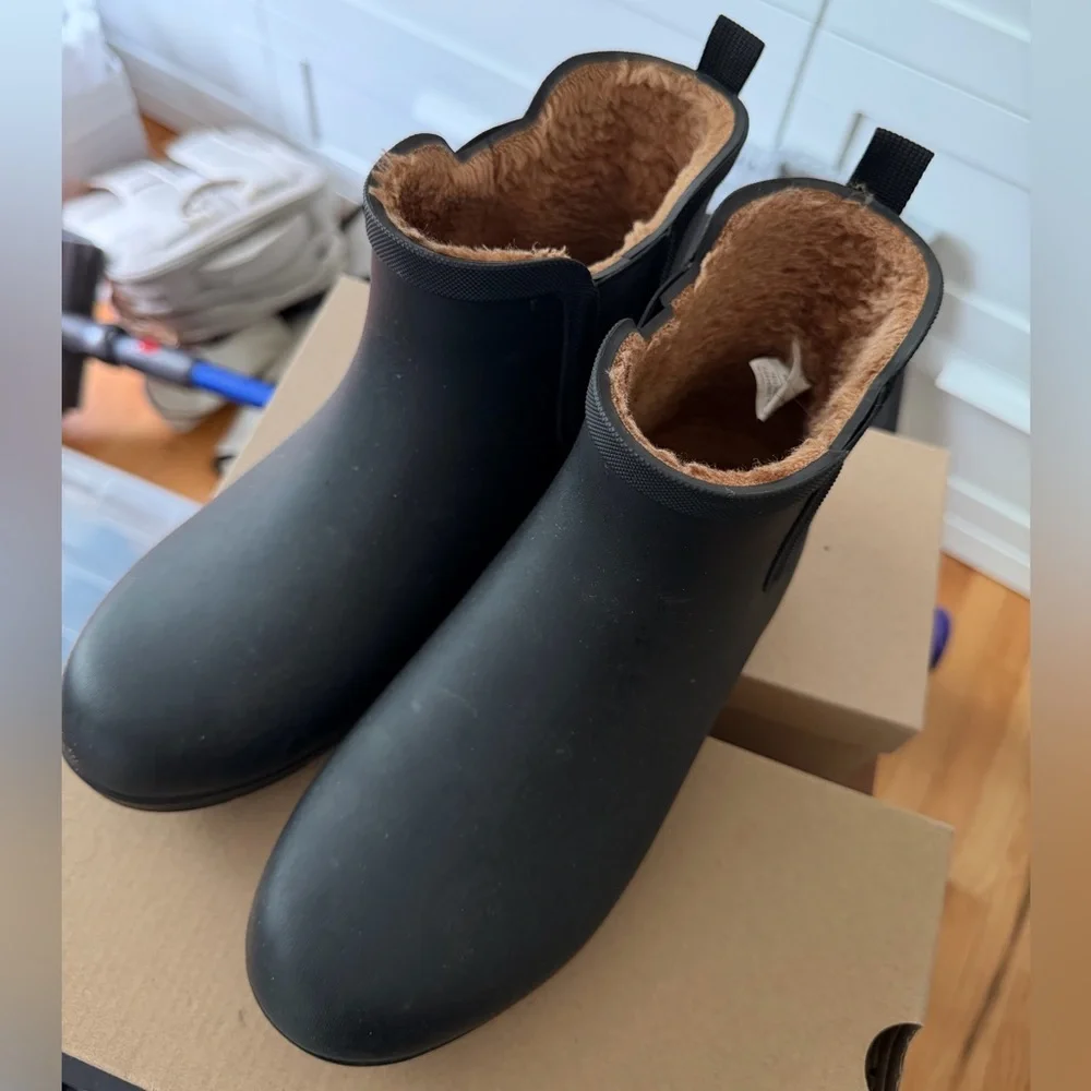 Chooka Cozy Fleece-Lined Black Rain Ankle Boots